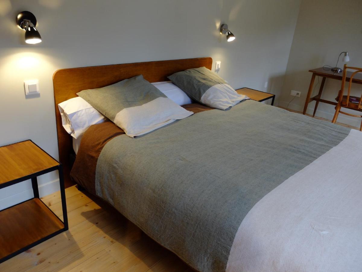 Garlin De L'Autre Cote Bed & Breakfast エクステリア 写真
