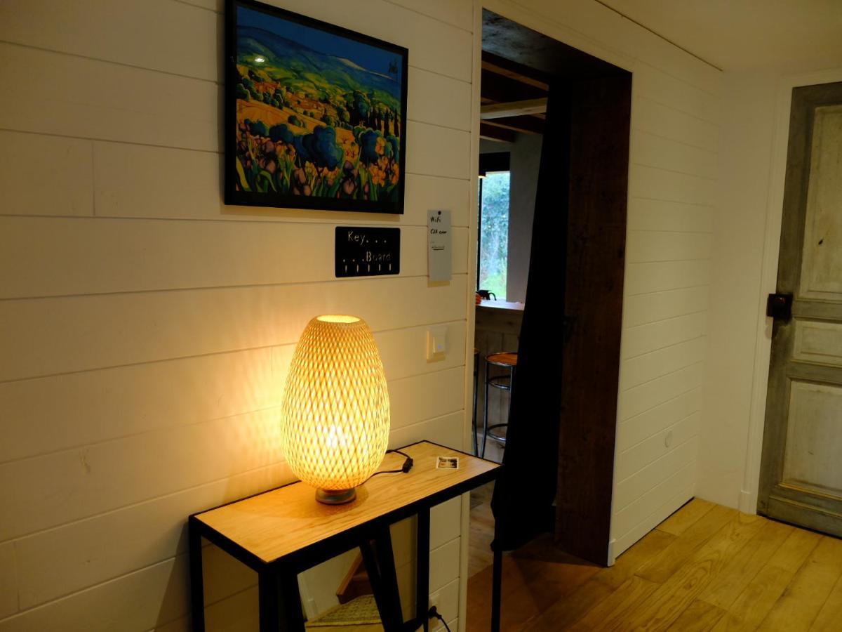 Garlin De L'Autre Cote Bed & Breakfast エクステリア 写真