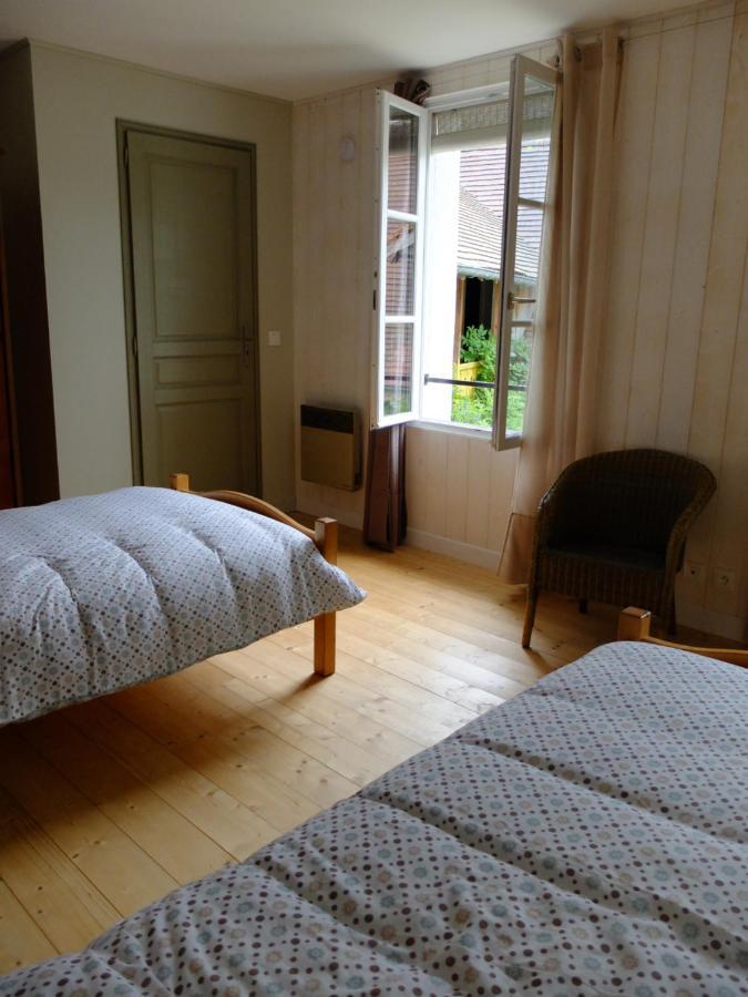 Garlin De L'Autre Cote Bed & Breakfast エクステリア 写真