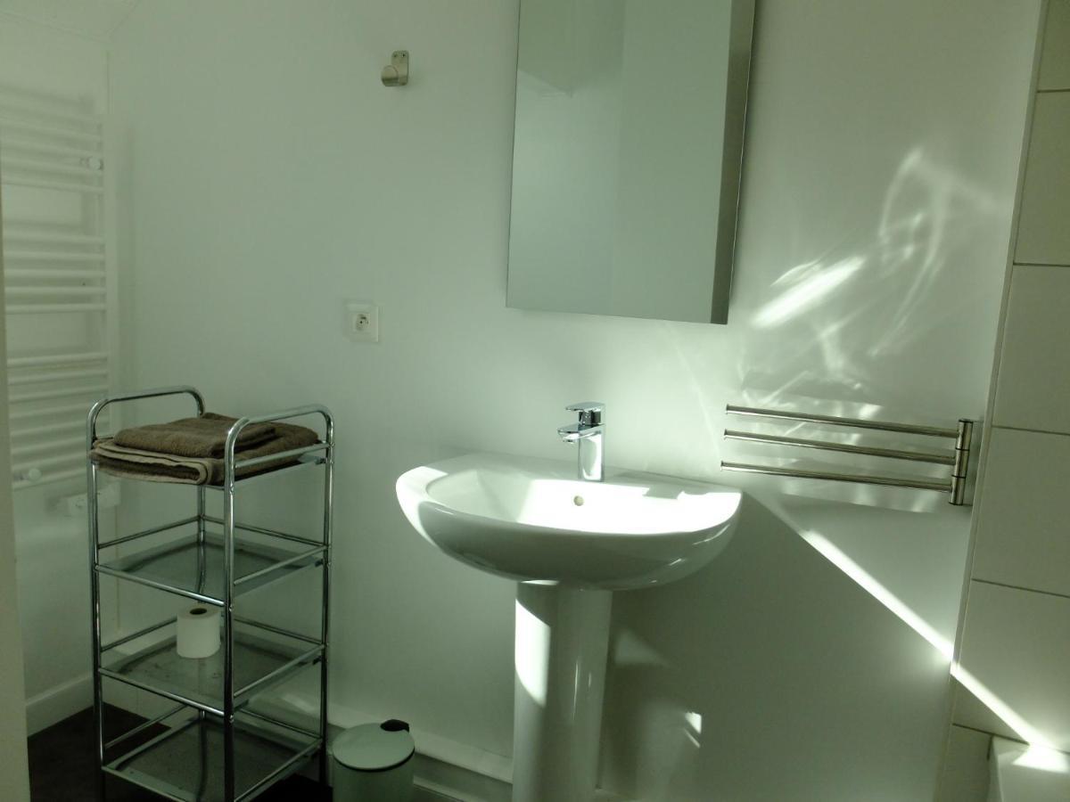 Garlin De L'Autre Cote Bed & Breakfast エクステリア 写真